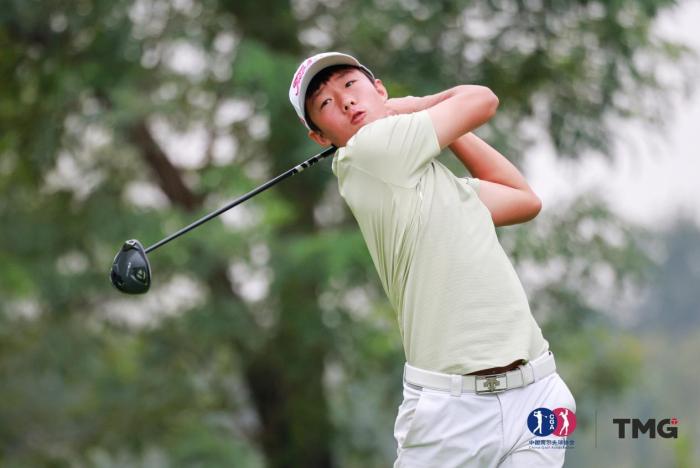 2025TMG青少年高尔夫总决赛落幕：崔景国领跑男子